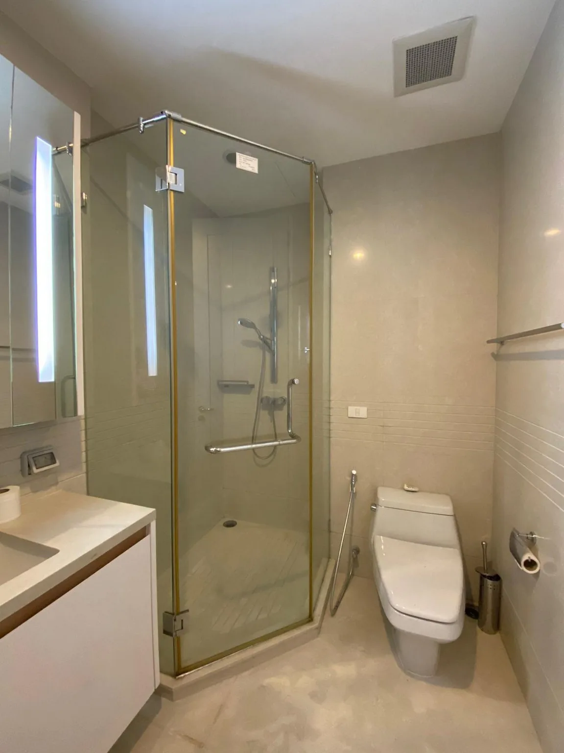 Property photos for Q Langsuan