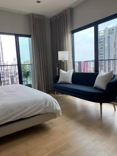 Property photos for Noble Reveal