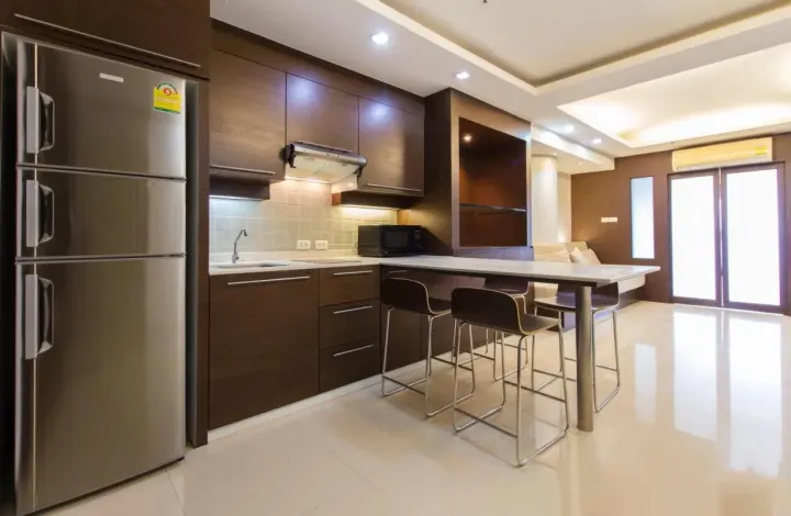 Property photos for State Tower