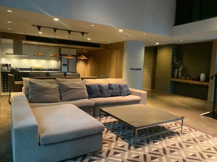 Property photos for Rende Sukhumvit 23