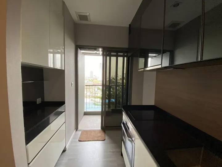 Property photos for The Room Sathorn - St.Louis