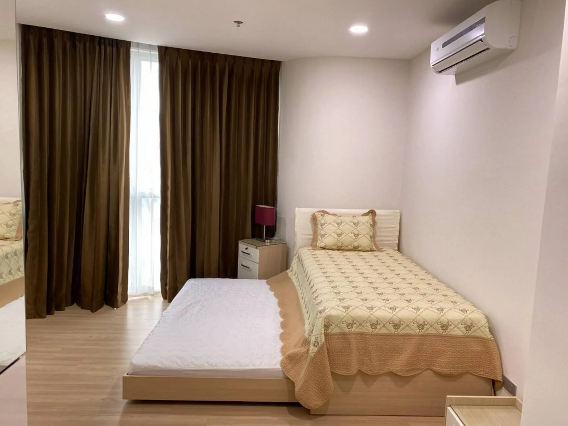 Property photos for Sky Walk Condominium