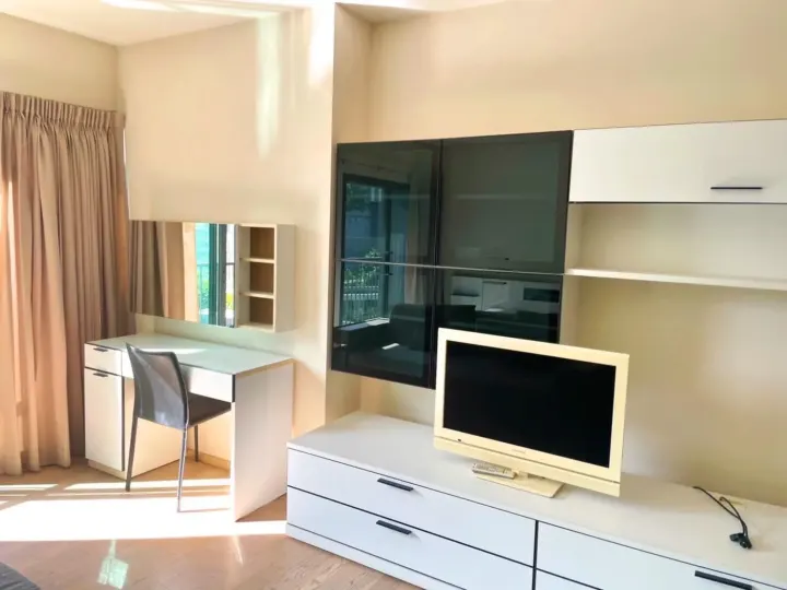 Property photos for Noble Remix
