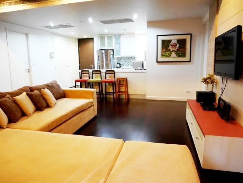 Property photos for MANHATTAN CHIDLOM
