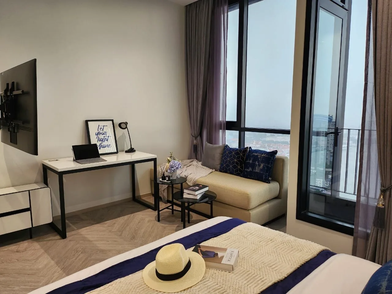 Property photos for Chapter Charoennakhorn-riverside