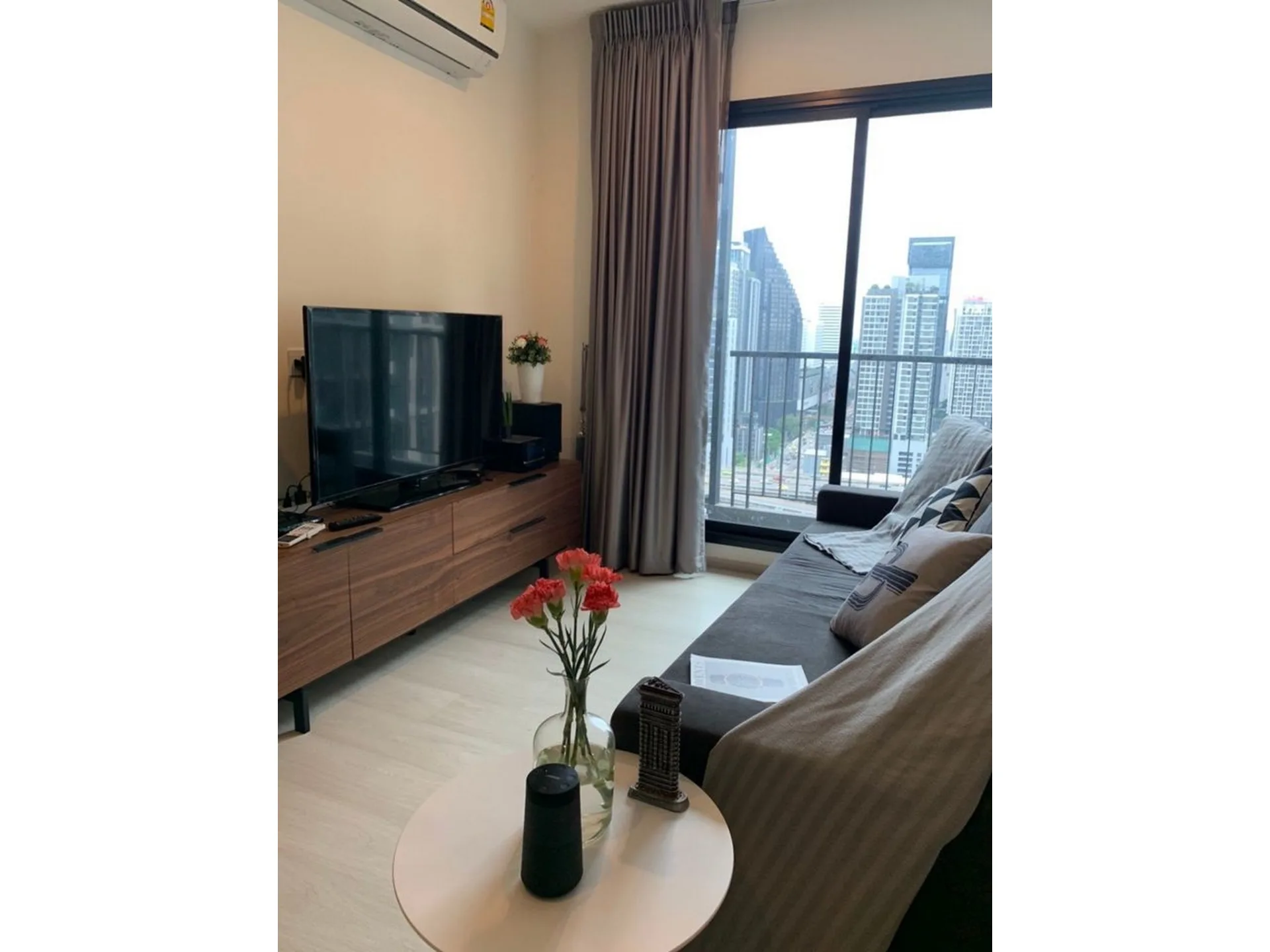 Property photos for Life Asoke