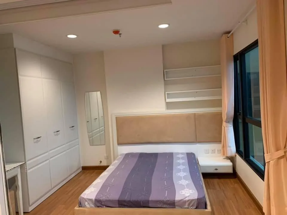Property photos for The Crest Phahonyothin 11