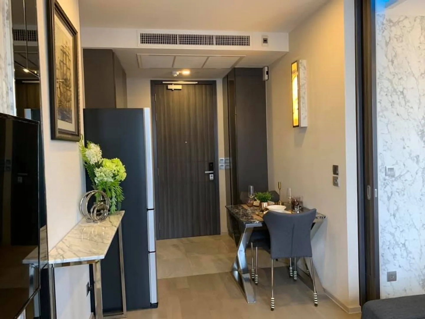 Property photos for Ashton Asoke