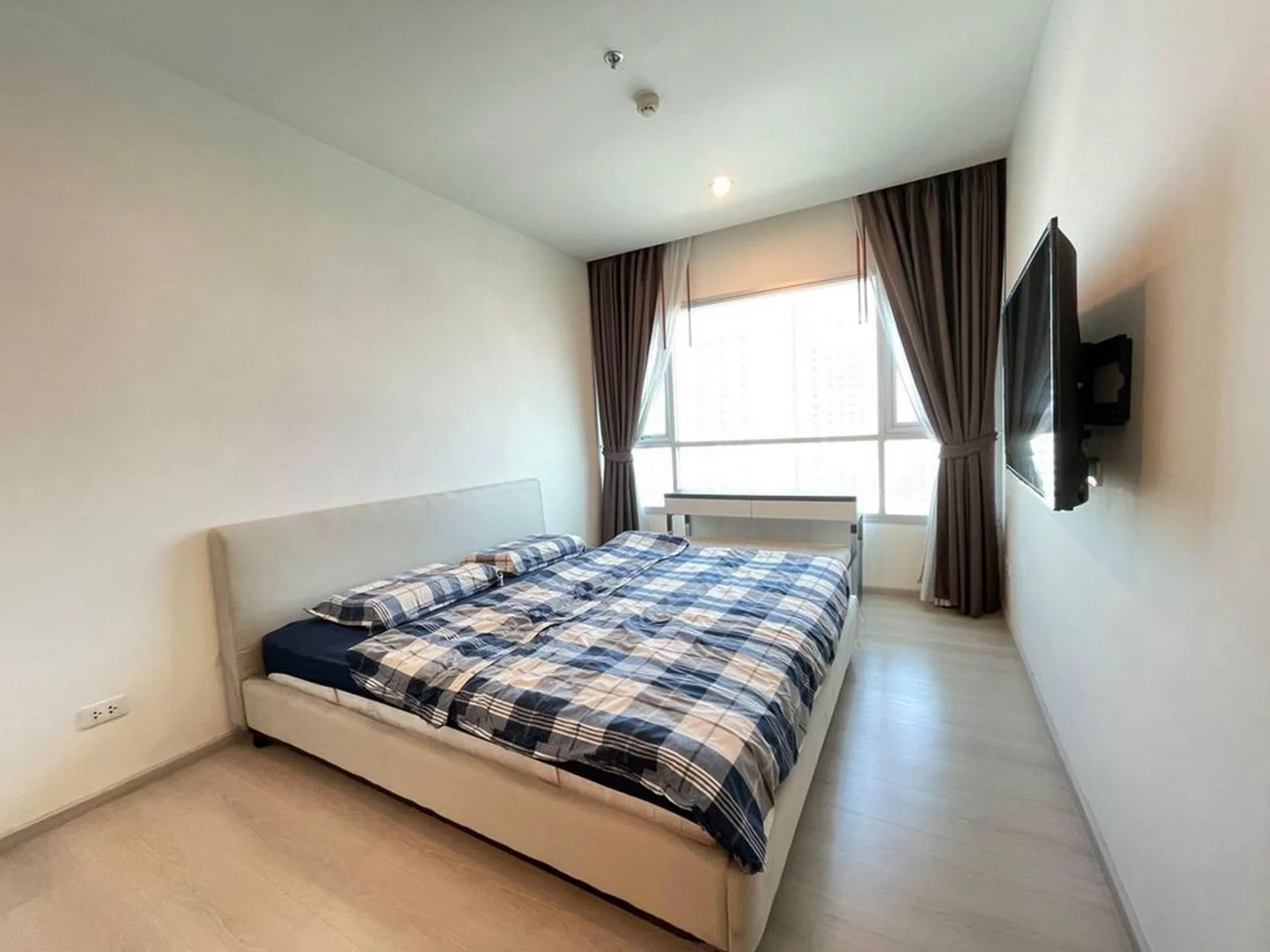 Property photos for Life Ratchadapisek