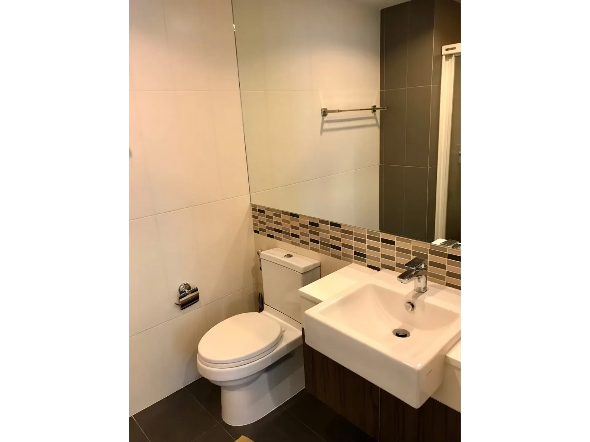 Property photos for Centric Ari Station