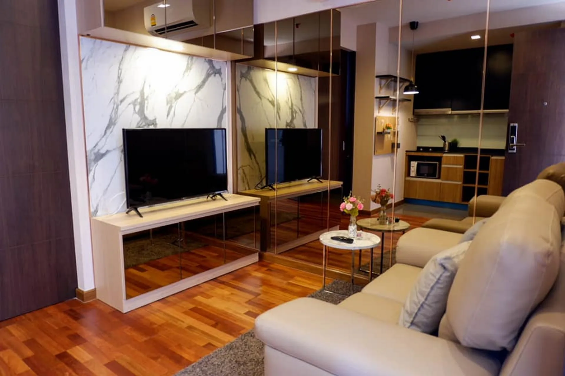 Property photos for Wish Signature  Midtown Siam