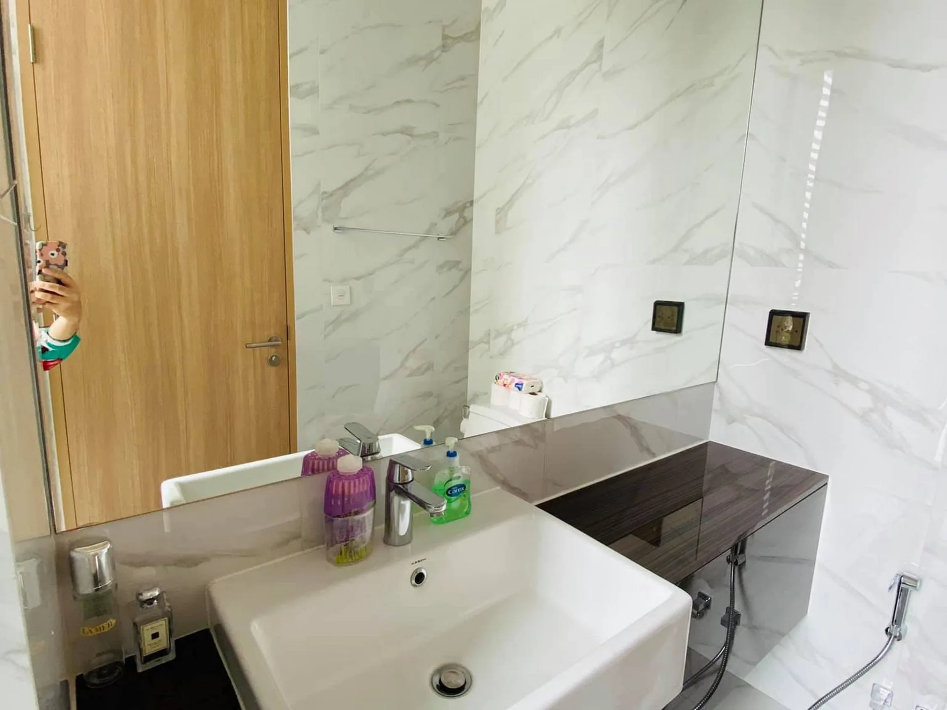 Property photos for Noble BE19