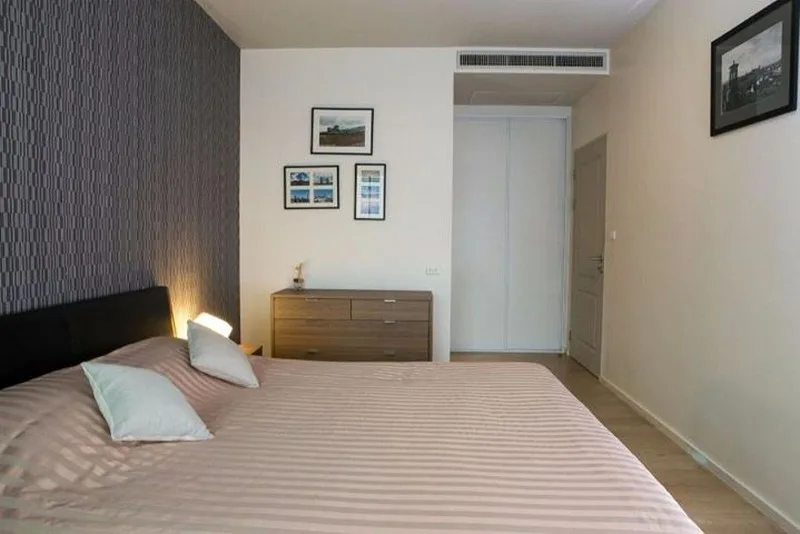 Property photos for Noble Refine