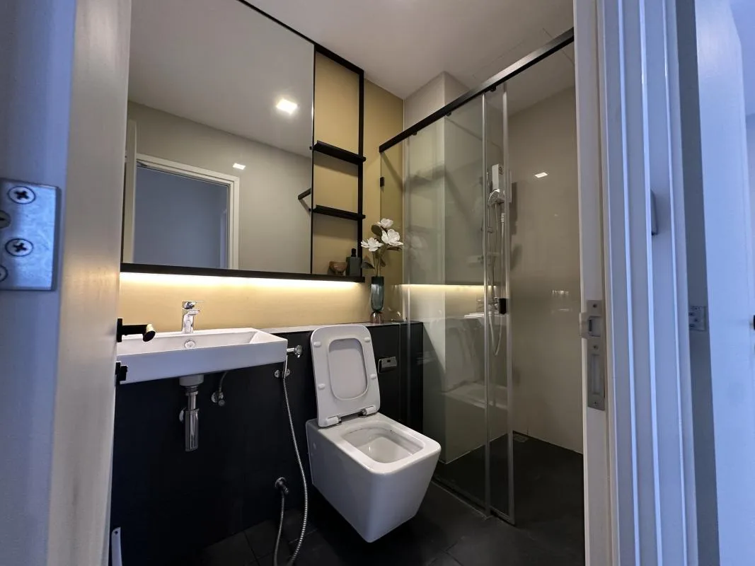 Property photos for The Key Mrt Phetkasem 48