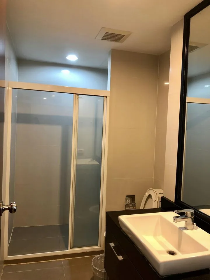 Property photos for THE LINE Phahonyothin Park