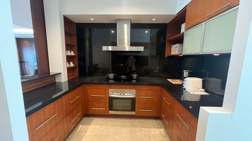 Property photos for Royal Residence Park