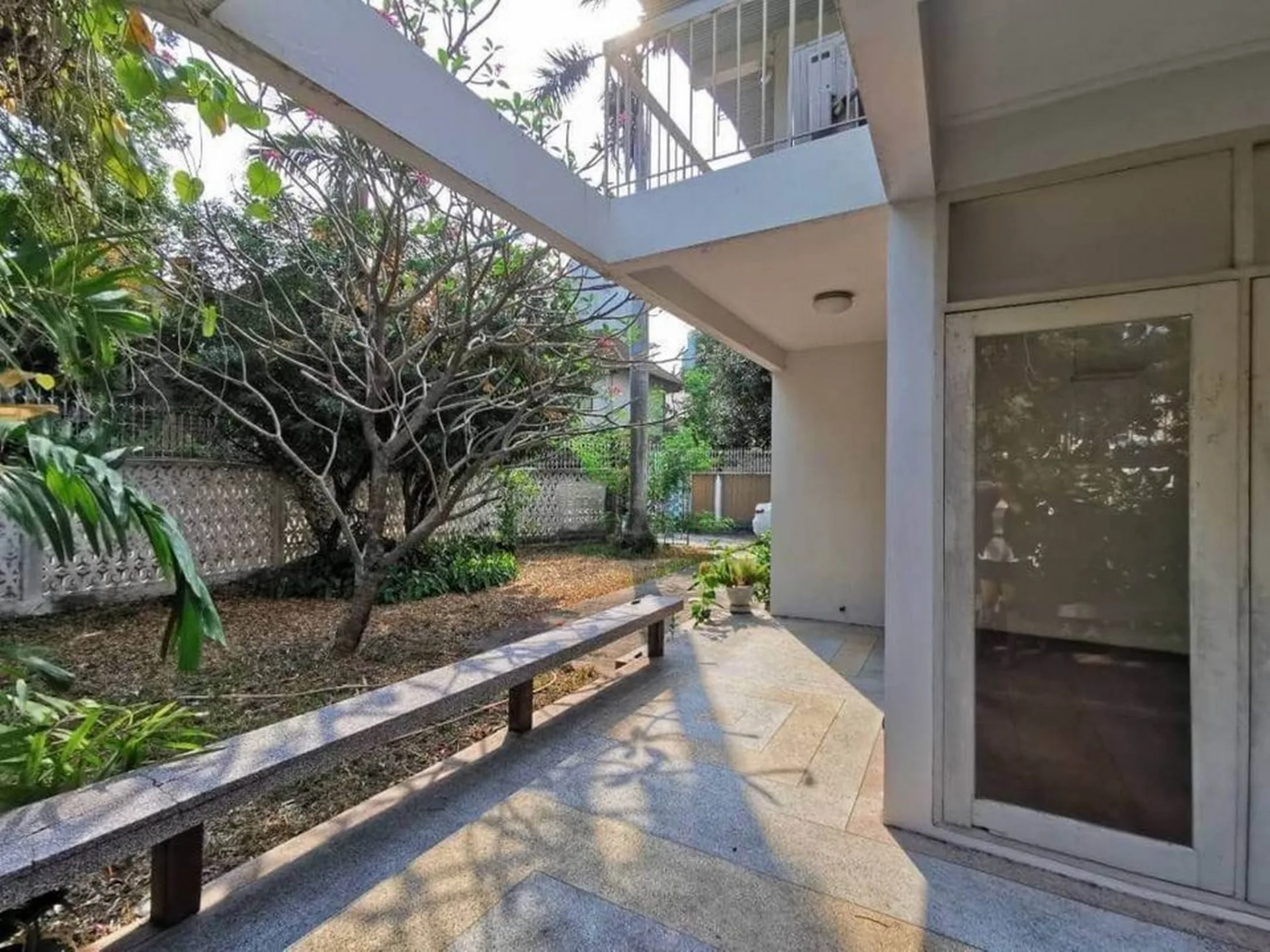 Property photos for Single House Ekkamai 6
