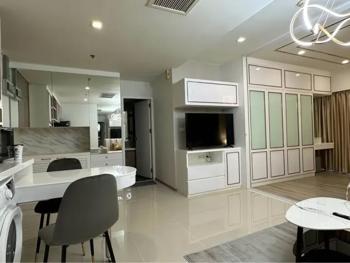 Property photos for Noble Remix