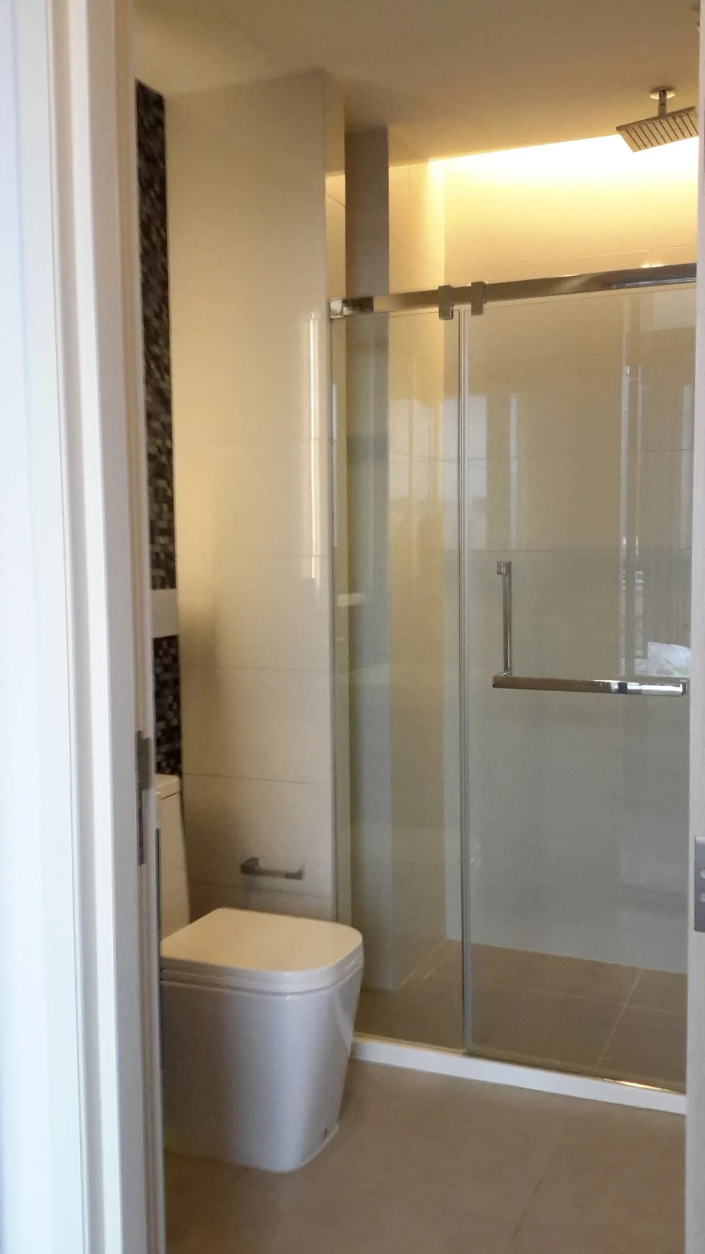 Property photos for The Room Sathorn - St.Louis