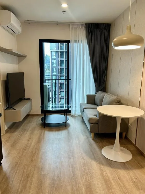 Property photos for Nue District R9