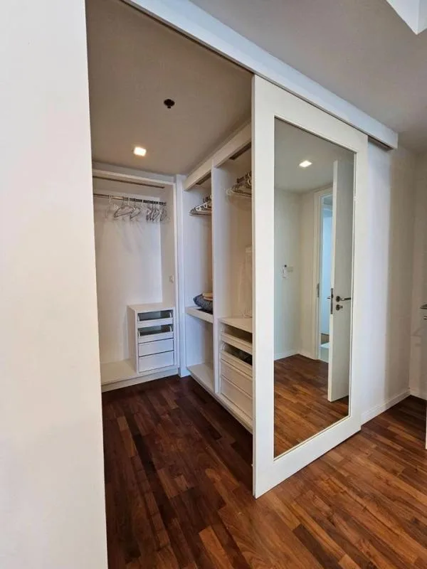 Property photos for Sathorn Heritage