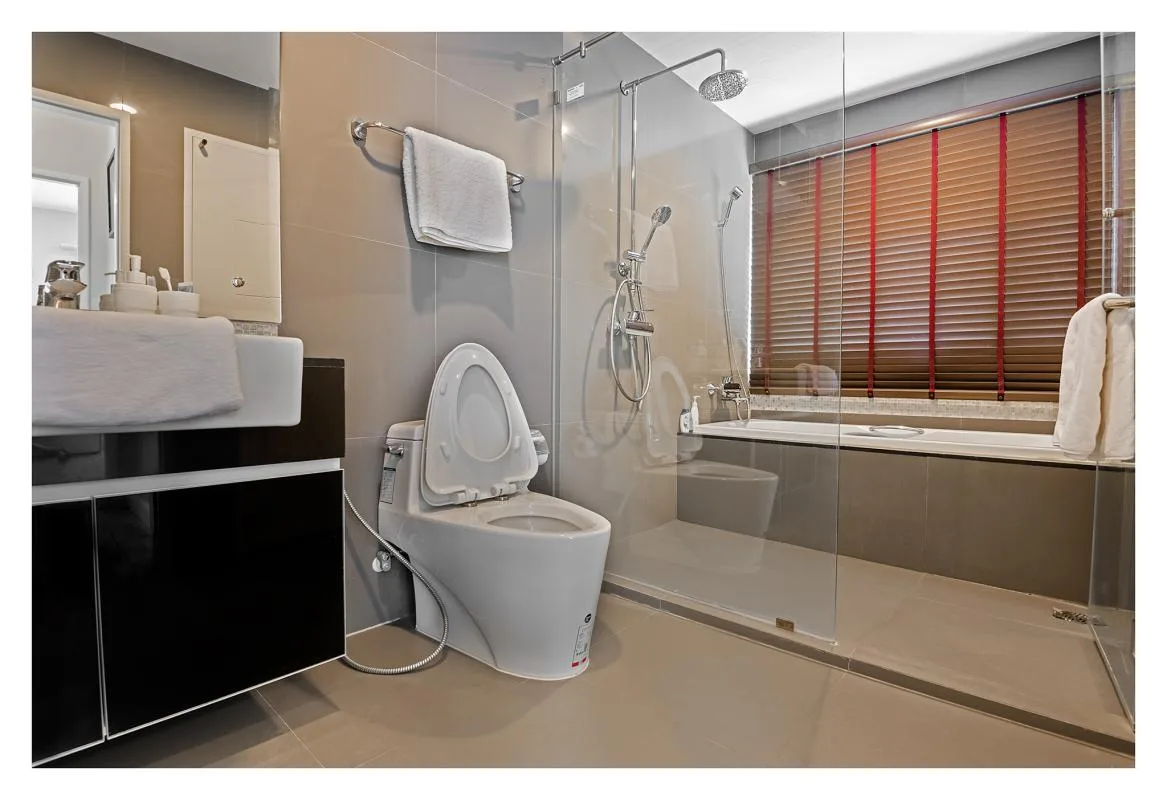 Property photos for The Crest Sukhumvit 34