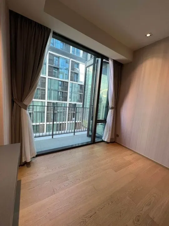 Property photos for 28 Chidlom