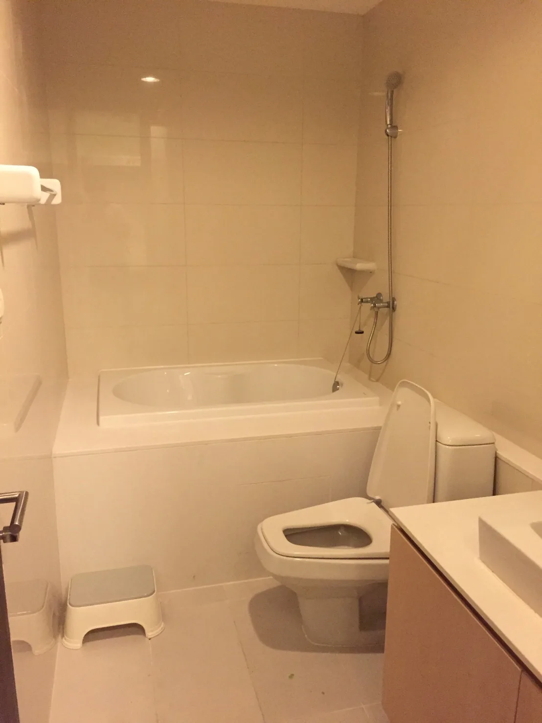 Property photos for The Alcove Thonglor 10