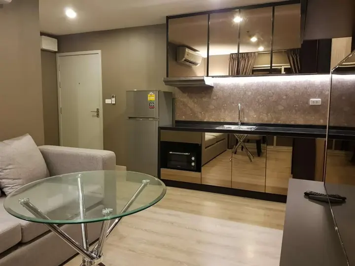 Property photos for Chewathai Phetkasem 27