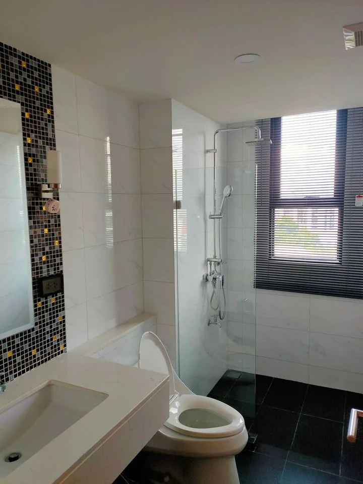 Property photos for D'Rouvre Condominium