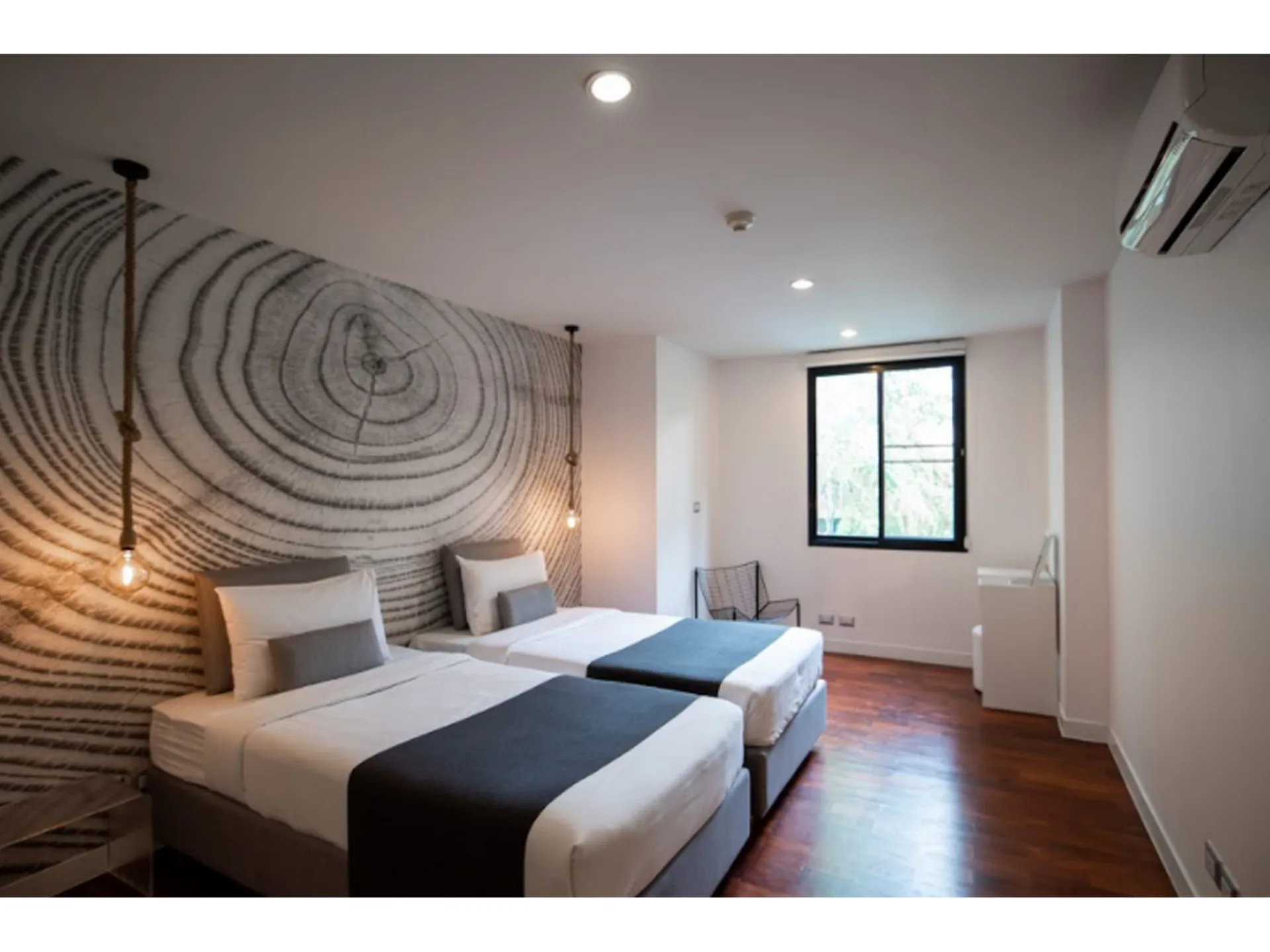 Property photos for Benviar Tonson Residence