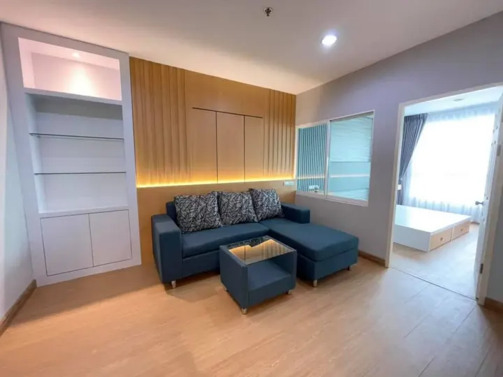 Property photos for Life @ Phahon - Ari
