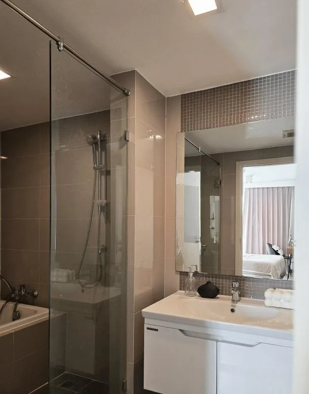 Property photos for Maestro 39