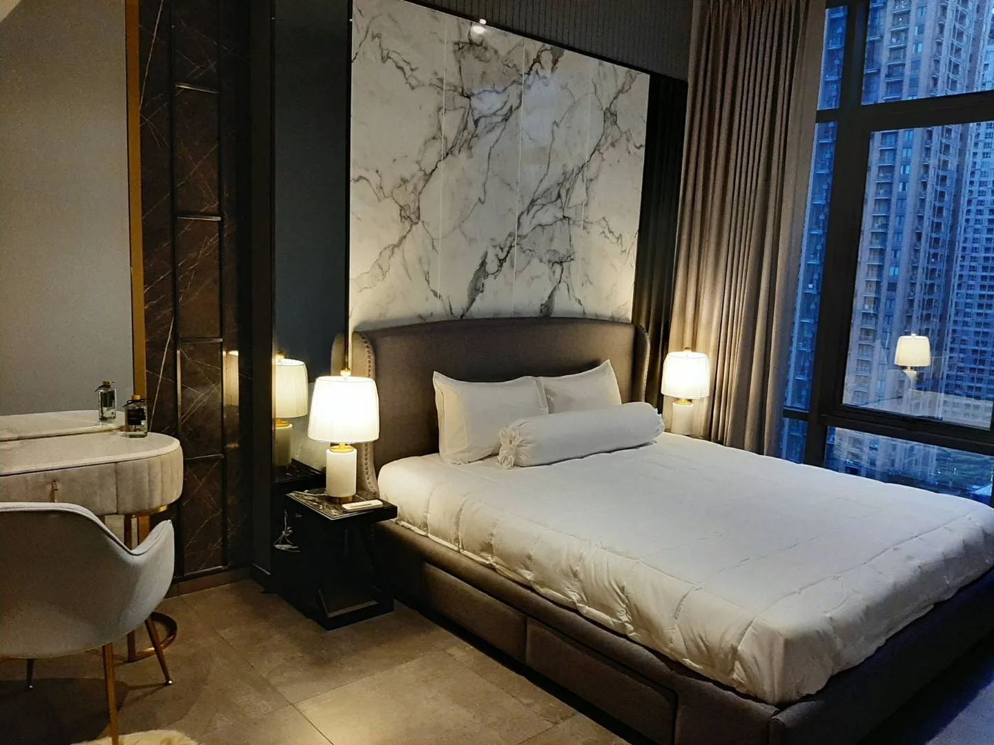 Property photos for The Lofts Asoke