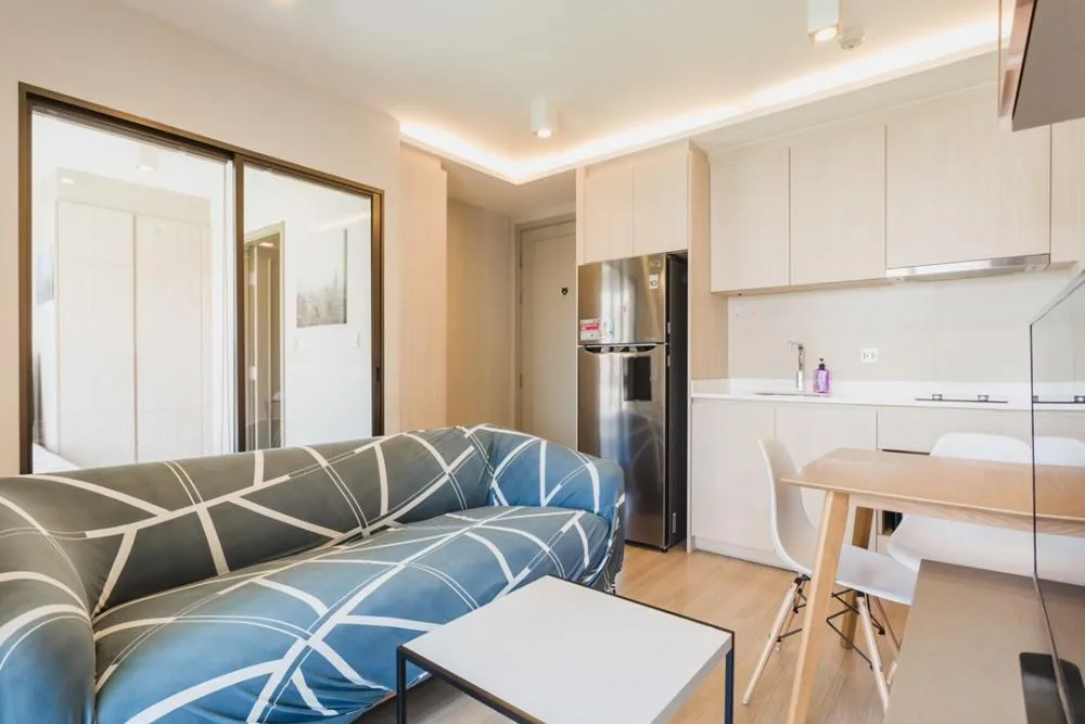 Property photos for Maestro 12