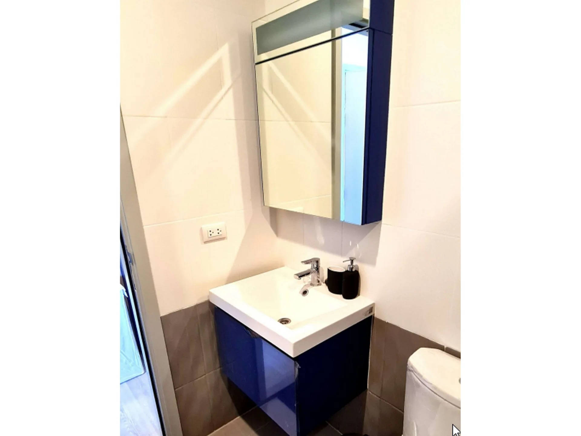 Property photos for XT Ekkamai