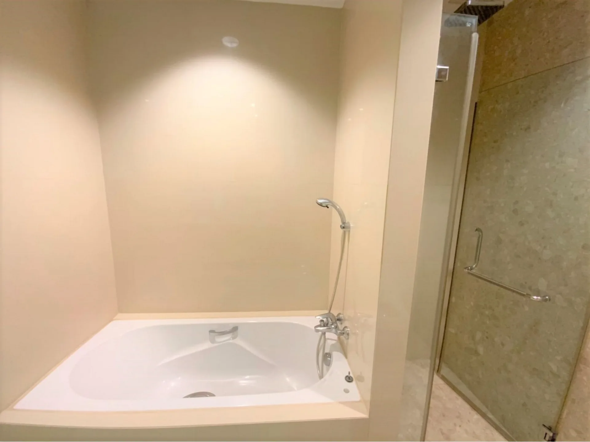 Property photos for Chatrium Residence Riverside