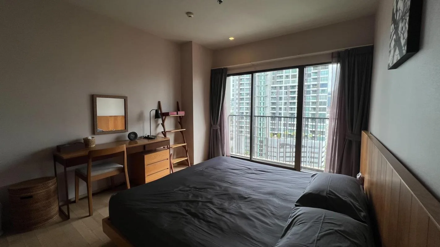 Property photos for Noble Refine