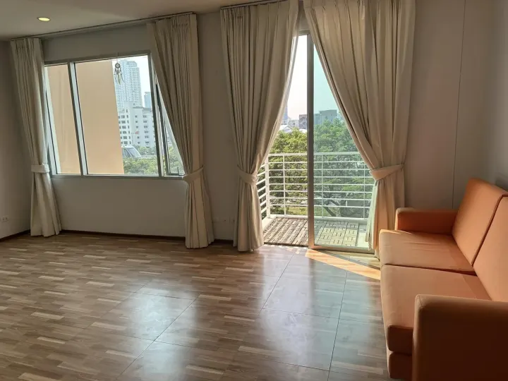 Property photos for Villa Sathorn