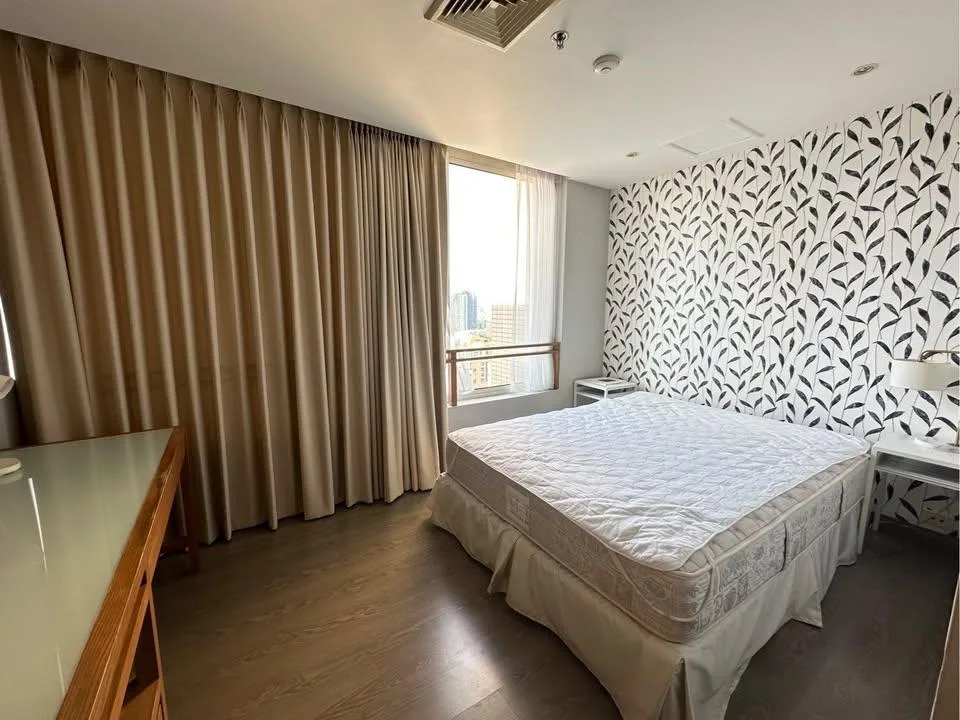 Property photos for Langsuan Ville