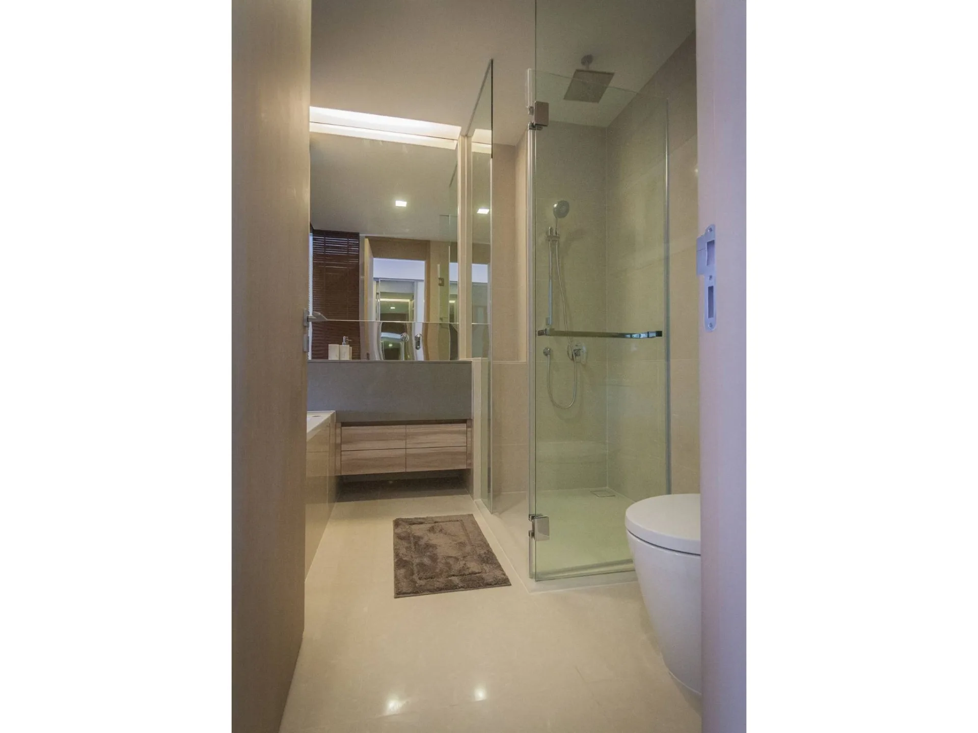 Property photos for The Esse Asoke