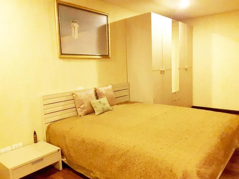 Property photos for Avenue 61