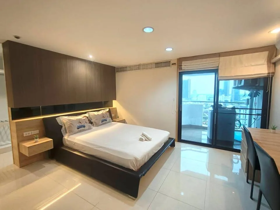Property photos for The Waterford Diamond