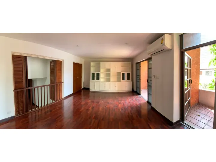 Property photos for Single House Soi Ruamrudee