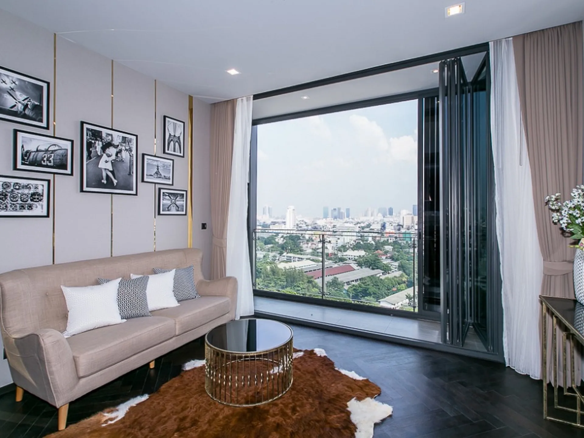 Property photos for The Monument Sanampao