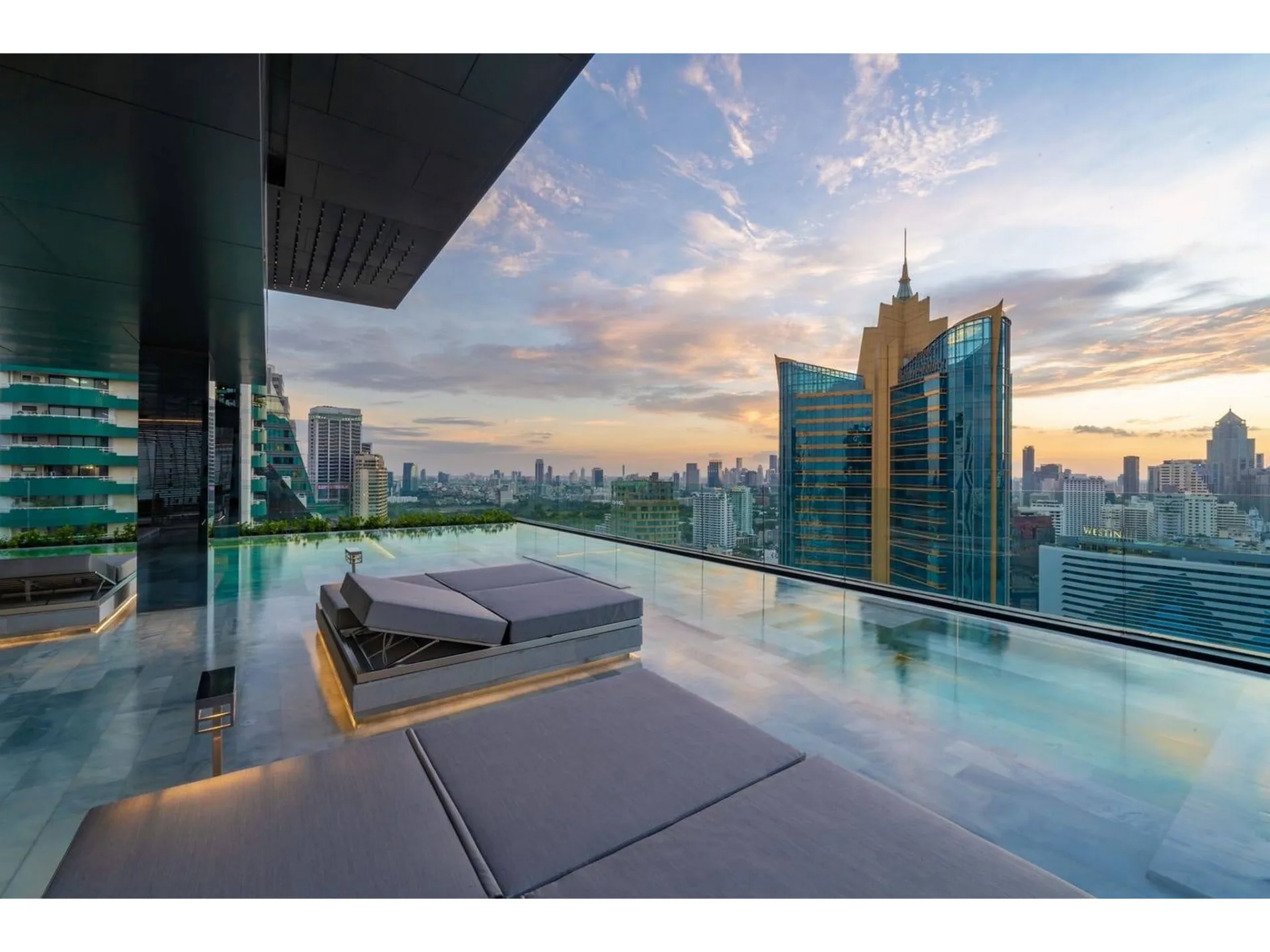 Property photos for Celes Asoke