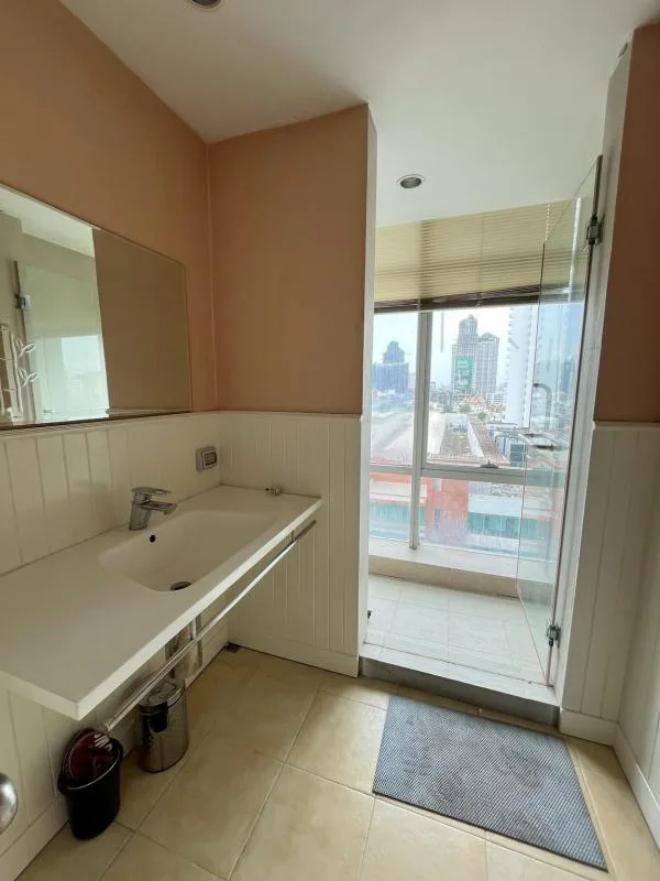 Property photos for Baan Sathorn Chaopraya