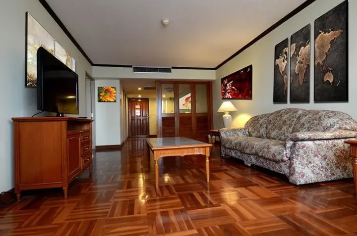 Property photos for Omni Tower Sukhumvit Nana