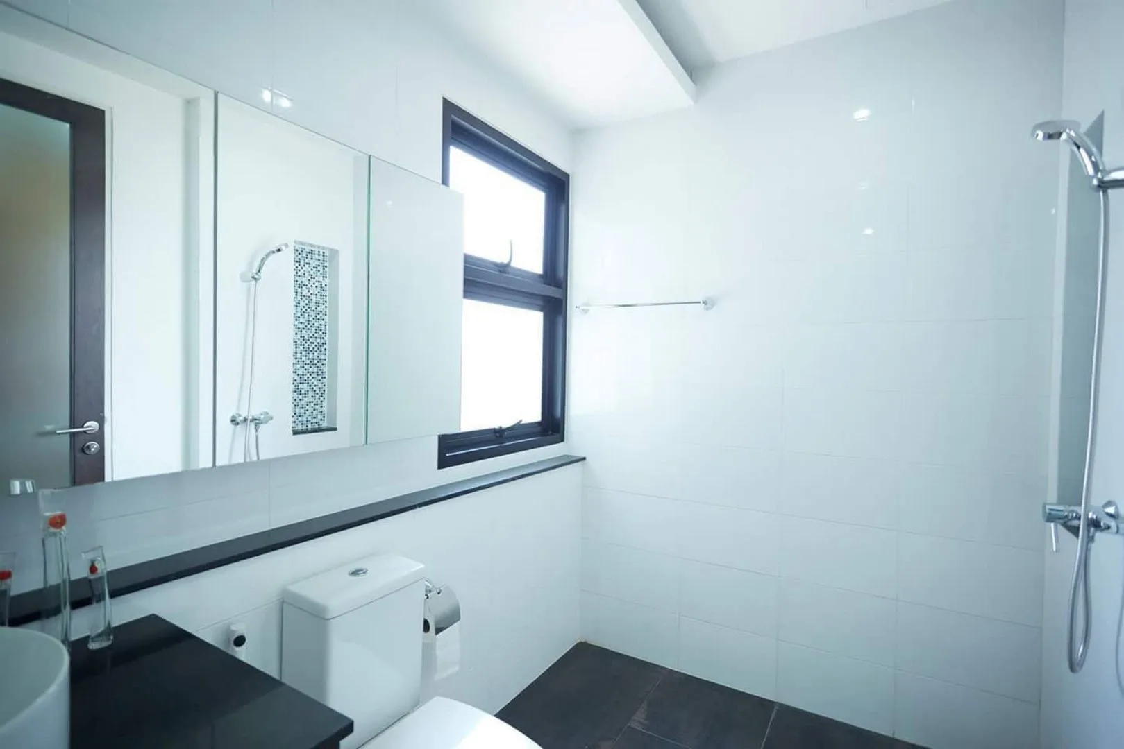 Property photos for Thavee Yindee Residence