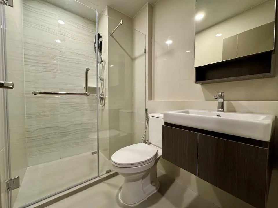 Property photos for Aspire Onnut Station